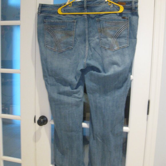 Seven7 Plus Size Jeans - Picture 2 of 4